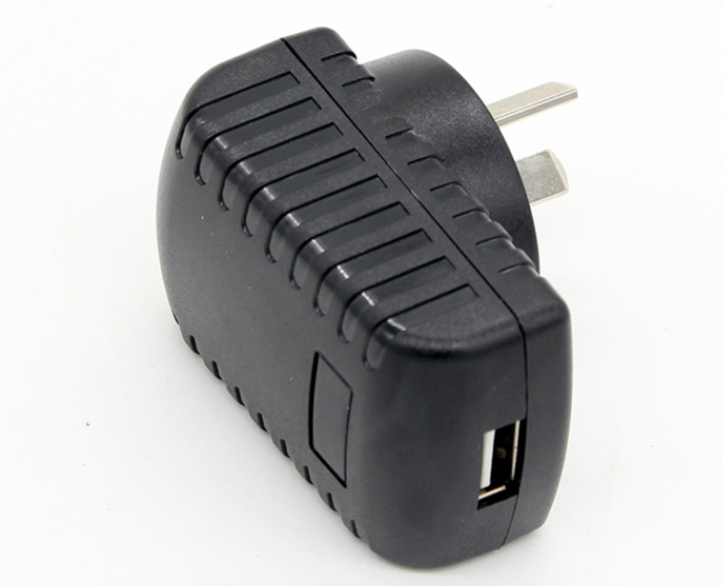 S mark 5V 12V Argentina USB charger